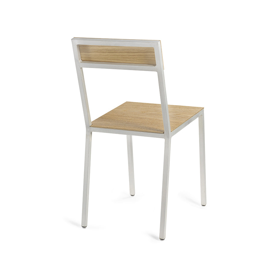 Muller-van-Severen-chaise-aluminium-alu-chair-bois-arriere-Valerie-Objects-Atelier-Kumo