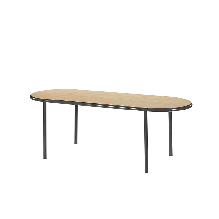 Muller-van-Severen-table-bois-ovale-structure-noire-chene-Valerie-Objects-Atelier-Kumo