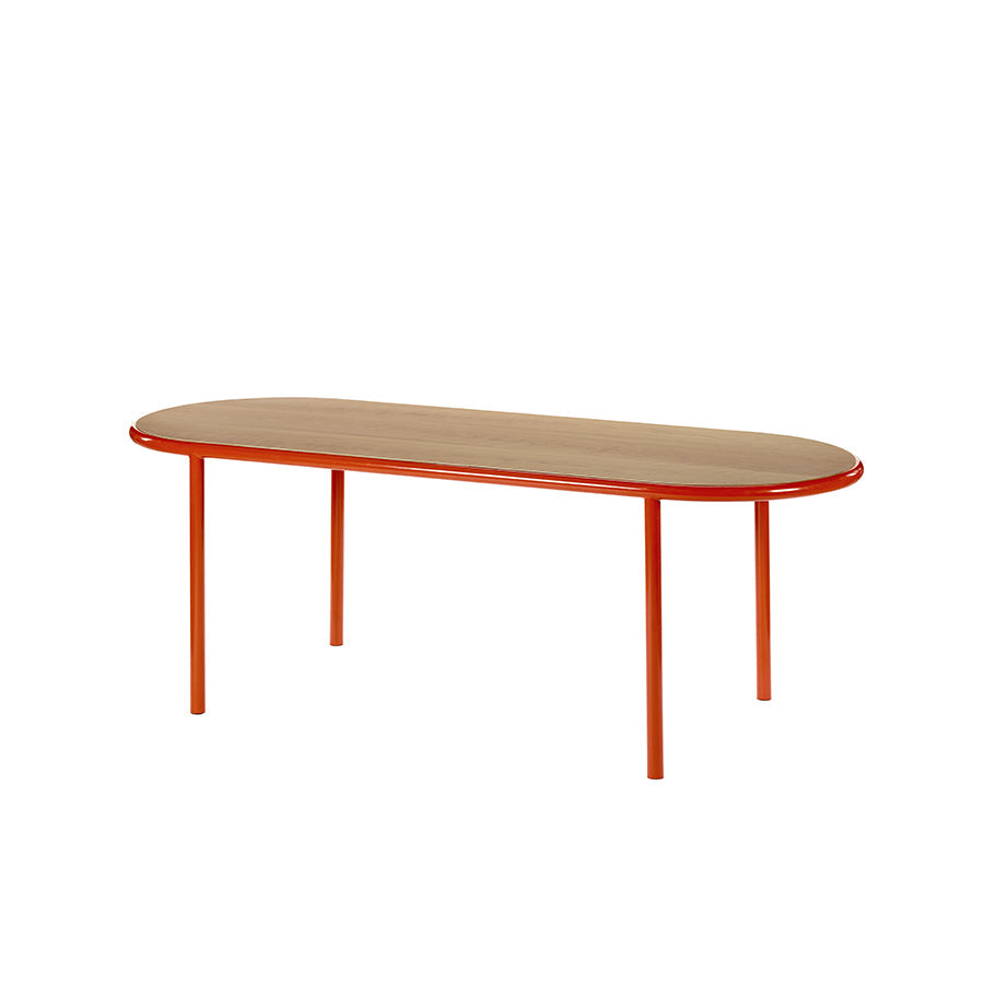 Muller-van-Severen-table-bois-ovale-structure-rouge-cerisier-Valerie-Objects-Atelier-Kumo