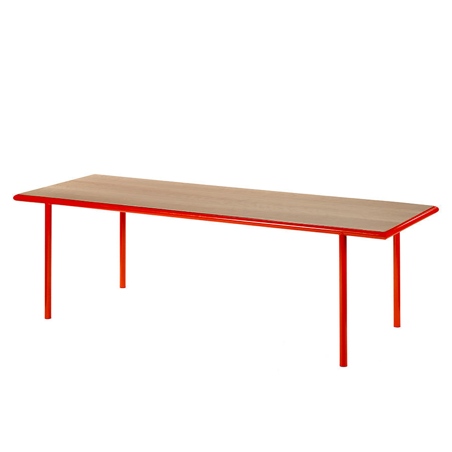Muller-van-Severen-table-bois-rectangle-structure-rouge-cerisier-Valerie-Objects-Atelier-Kumo