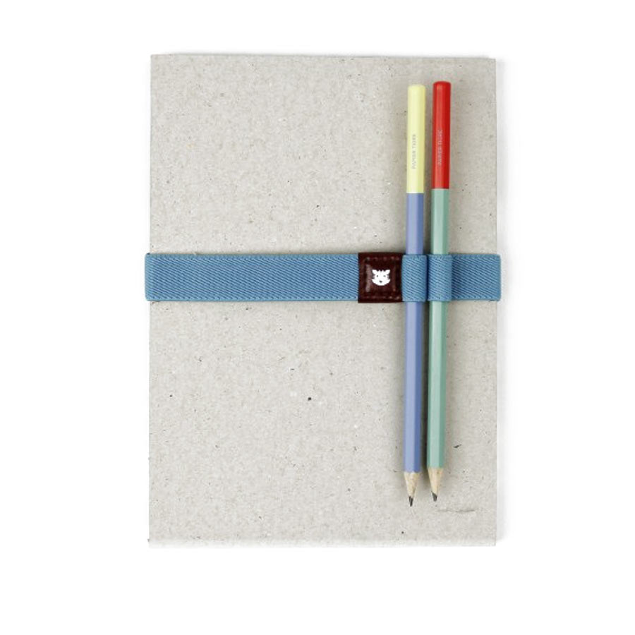 Papier-Tigre-le-voyageur-elastique-carnet-bleu-clair-Atelier-Kumo