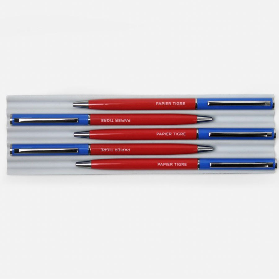 Papier-Tigre-les-stylos-bille-bleu-rouge-Atelier-Kumo