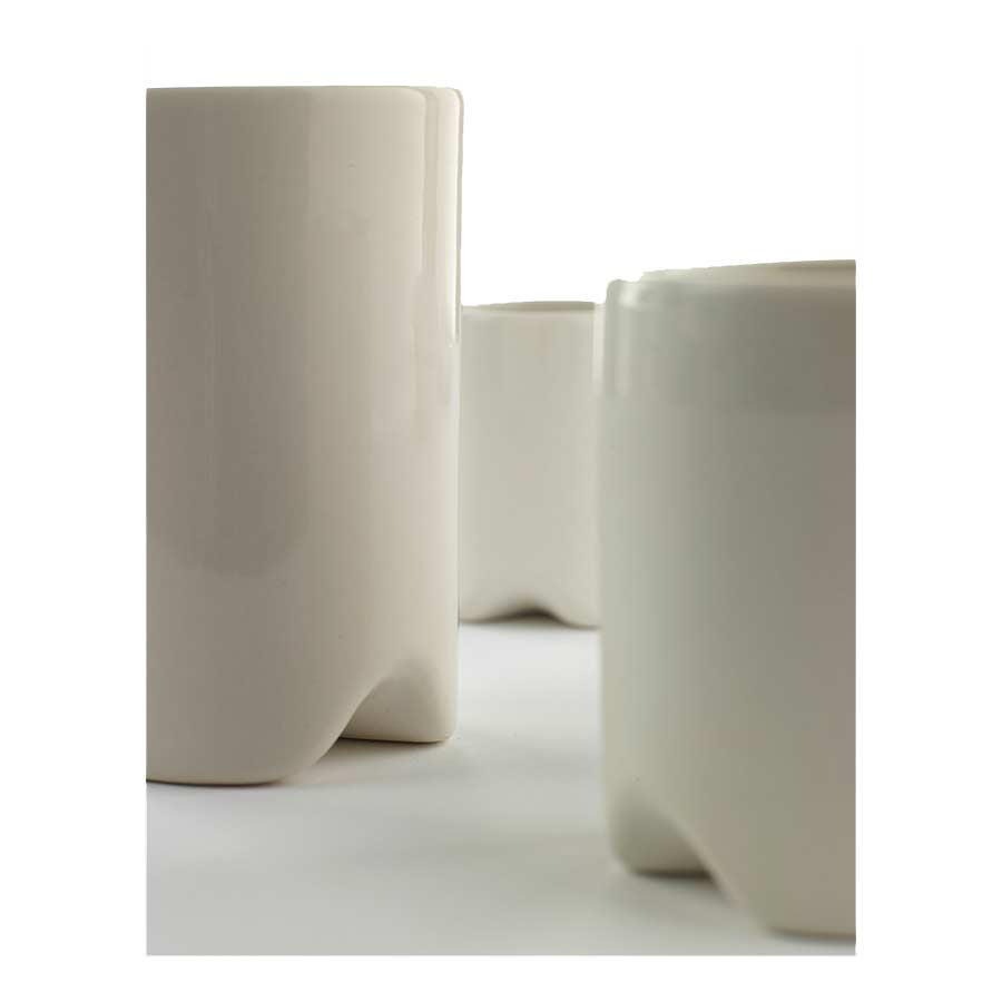 Serax-Tasses-Stone-blanche-Hugo-Meert-vaisselle-Atelier-Kumo